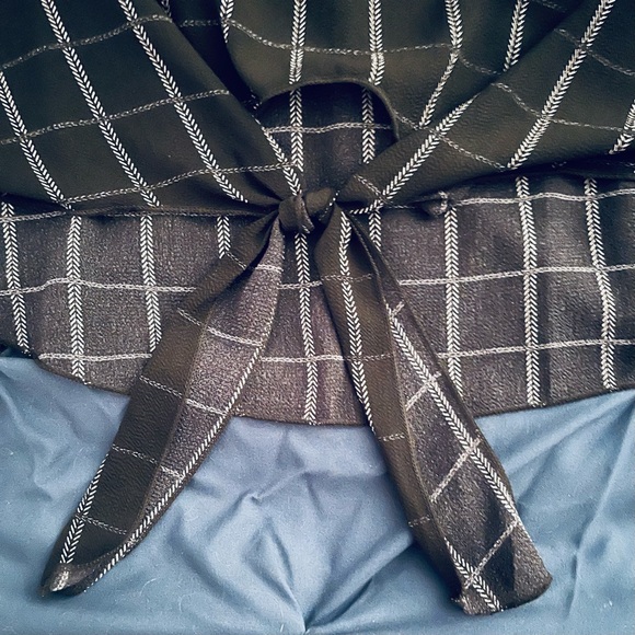 Eclipse Top - Picture 3 of 5